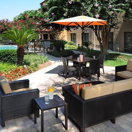 Courtyard By Marriott Houston Hobby Airport Hotel Facilități foto