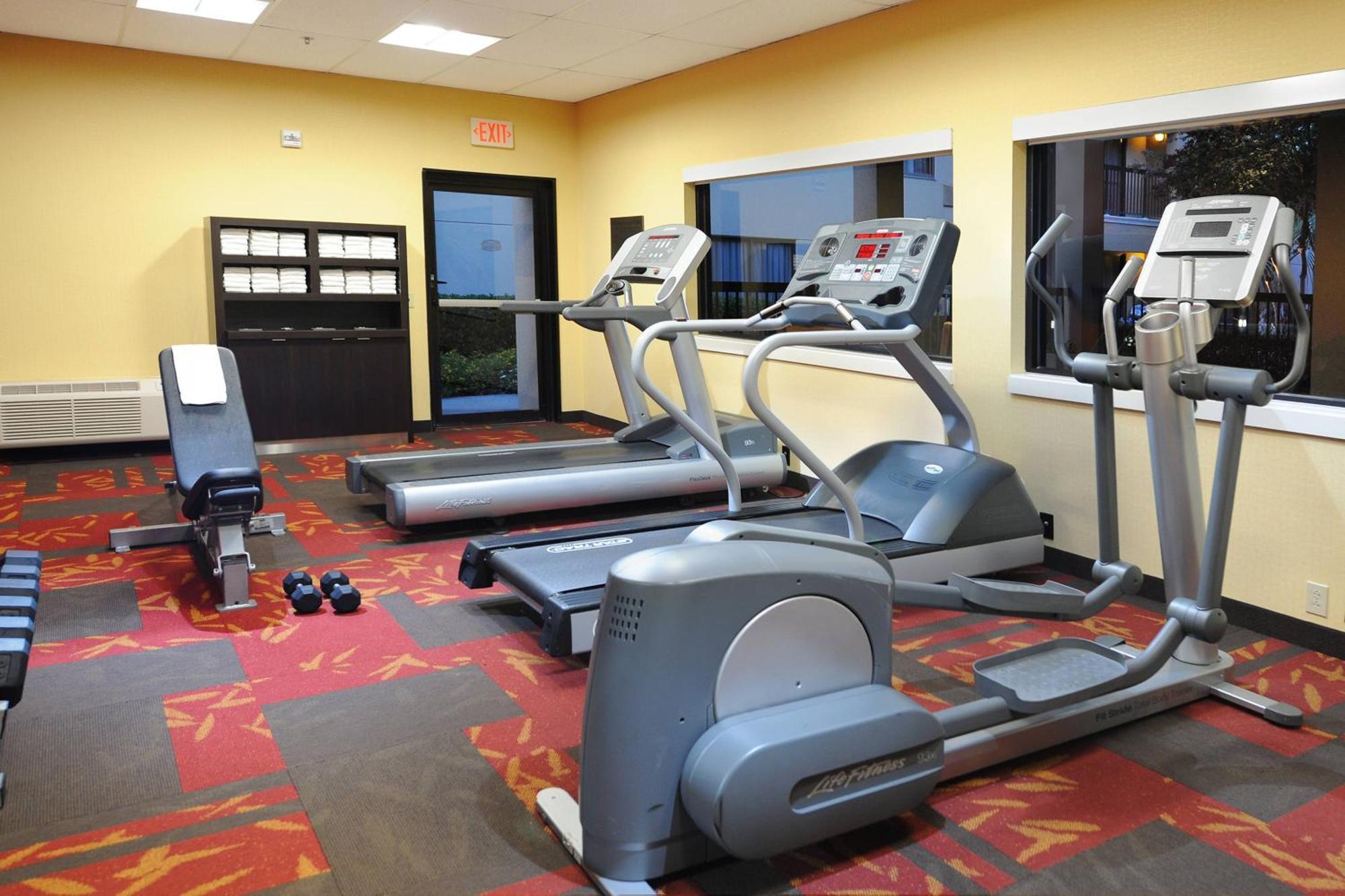 Courtyard By Marriott Houston Hobby Airport Hotel Facilități foto