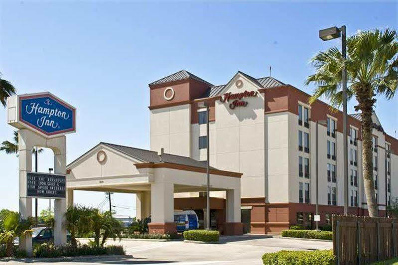 Courtyard By Marriott Houston Hobby Airport Hotel Exterior foto
